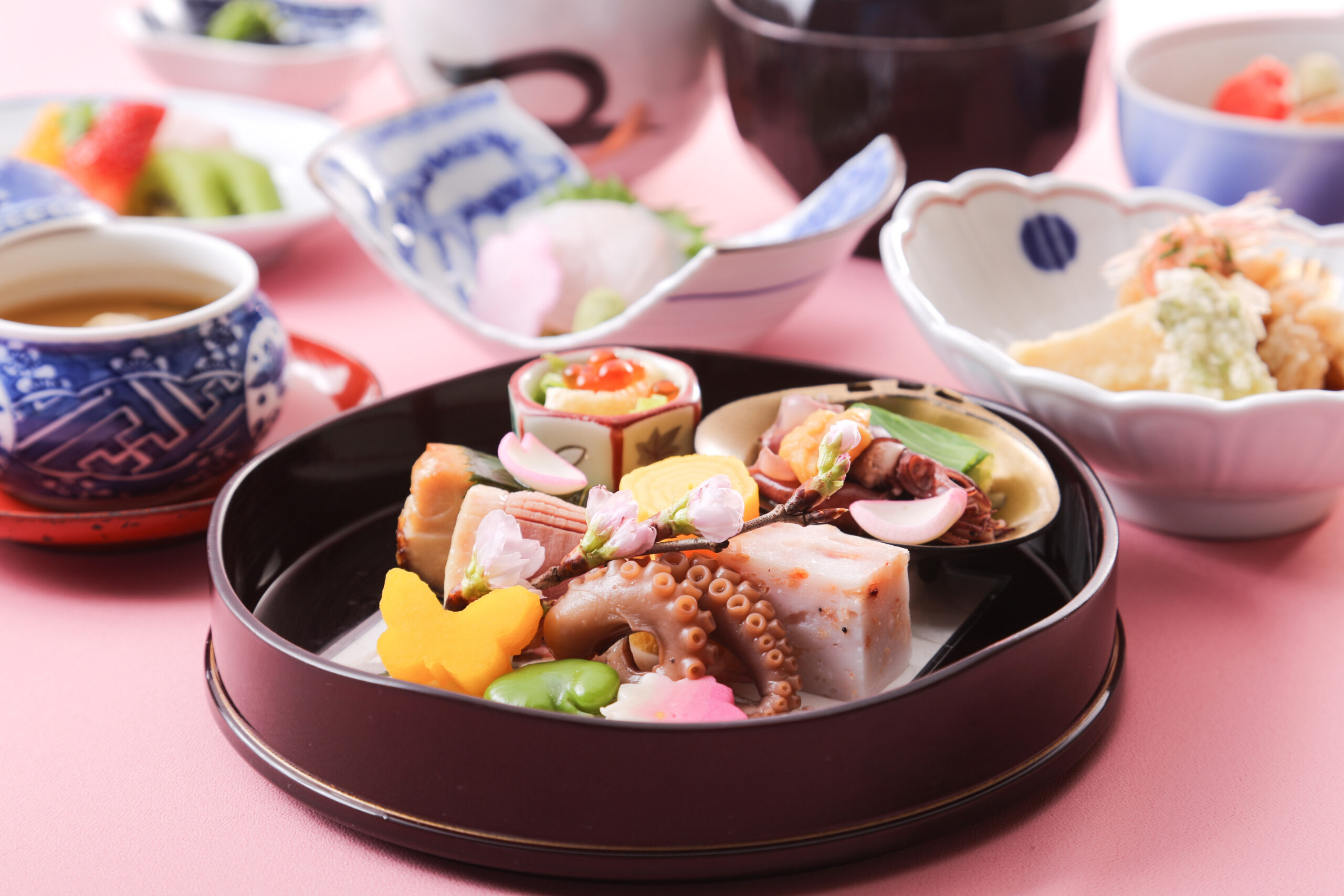 春のお祝いプラン〜卒業・入学のお祝いに寄り添う春の会席〜