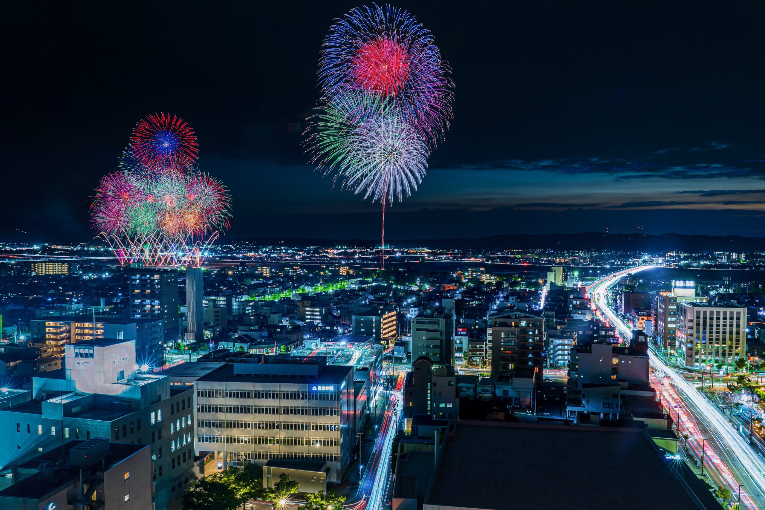 《花火と楽しむ、富山の夏旅》富山県花火大会情報2026表示